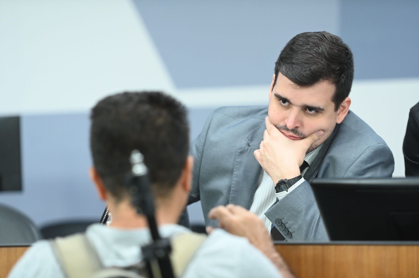 Defesa de Engler se manifesta após denúncia do MP por ataques a Fuad