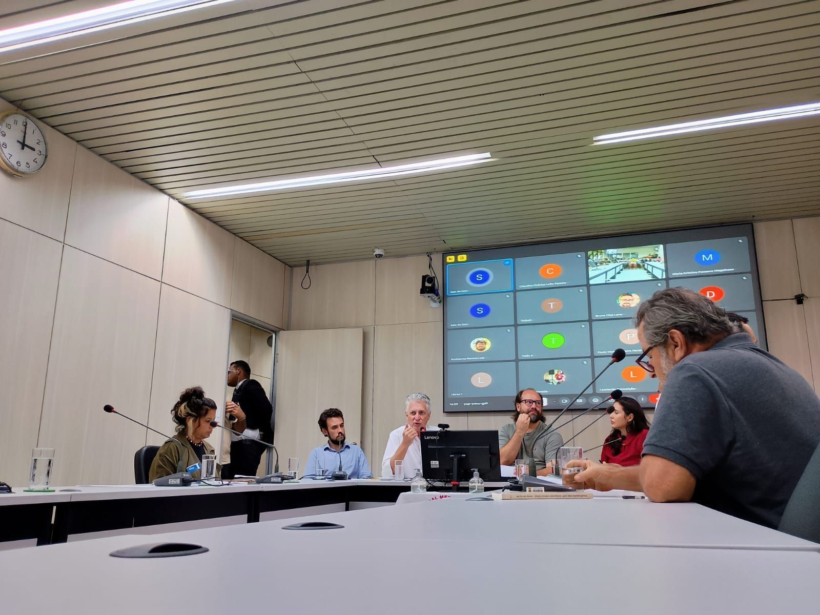Audiência com representantes da PBH e do governo federal detalha projeto no antigo aeroporto Carlos Prates