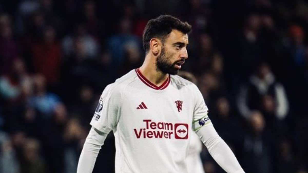 Bruno Fernandes marca, e Manchester United volta a vencer na Premier League