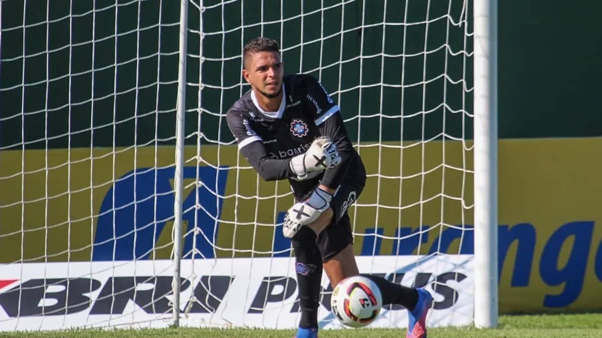 Ceará anuncia mais um goleiro e um atacante para a Série B
