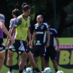 Atlético tem cinco jogadores de defesa com contrato até dezembro; veja lista