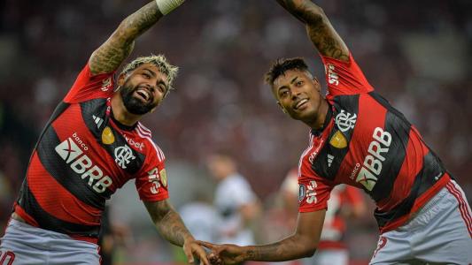 Bruno Henrique e Gabigol querem comandar o Flamengo em mais um título do Campeonato Brasileiro
