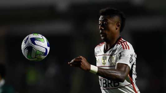 Bruno Henrique: renovação com o atacante é a bola da vez no Flamengo