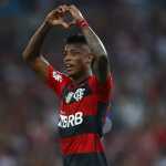 Cabeça no lugar e foco: Bruno Henrique detalha como foi vitória do Flamengo sobre o Botafogo