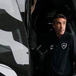 Bruno Lage vê vitória do Botafogo como histórica diante do Internacional