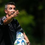 Clima pesa, e Botafogo decide encerrar passagem de Bruno Lage