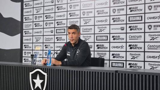 Bruno Lage elogiou a torcida e falou sobre o momento de Tiquinho Soares