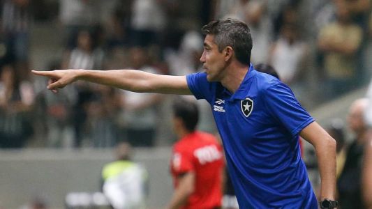 Bruno Lage pediu apoio da torcida do Botafogo nos próximos jogos