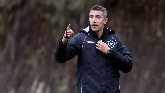Bruno Lage terá primeira semana completa no comando do Botafogo