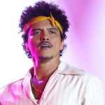 Israel e Hamas em guerra: cantor Bruno Mars cancela show e aguarda orientação para deixar país