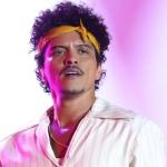 Israel e Hamas em guerra: cantor Bruno Mars cancela show e aguarda orientação para deixar país