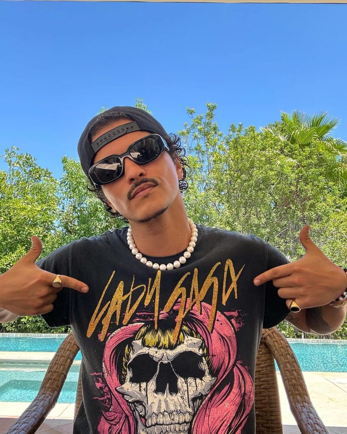 Bruno Mars cobra mais de R$ 666 mil por minuto para fazer show em casamento, revela cerimonalista