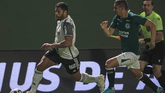Bruno Melo marca Hulk em Goiás x Atlético, na Serrinha, nessa segunda (17)
