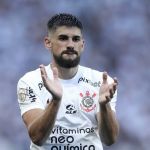 Em reta final de contrato, zagueiro do Corinthians é convocado pela Seleção Uruguaia