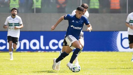 Bruno Rodrigues atuou como 'falso nove' nos últimos três jogos do Brasileirão