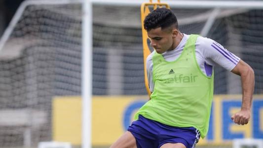 Bruno Rodrigues deve permanecer no Cruzeiro até o fim do ano, mesmo com proposta do exterior