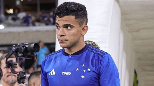 Bruno Rodrigues diz que familiares foram xingados durante o empate do Cruzeiro com o Athletico-PR no Mineirão