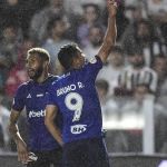 Bruno Rodrigues, do Cruzeiro, encerra jejum de gols em vitória contra Santos