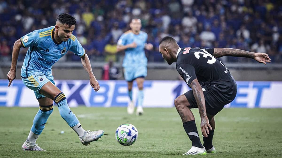 Cruzeiro empata com o Bragantino, é vaiado, e aumenta jejum na Série A