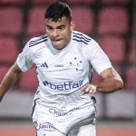 Titular do Cruzeiro pede providências em caso de racismo contra Vini Jr