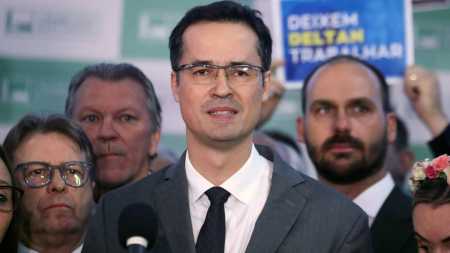 Deltan Dallagnol busca apoio dos colegas após decisão do TSE sobre cassação