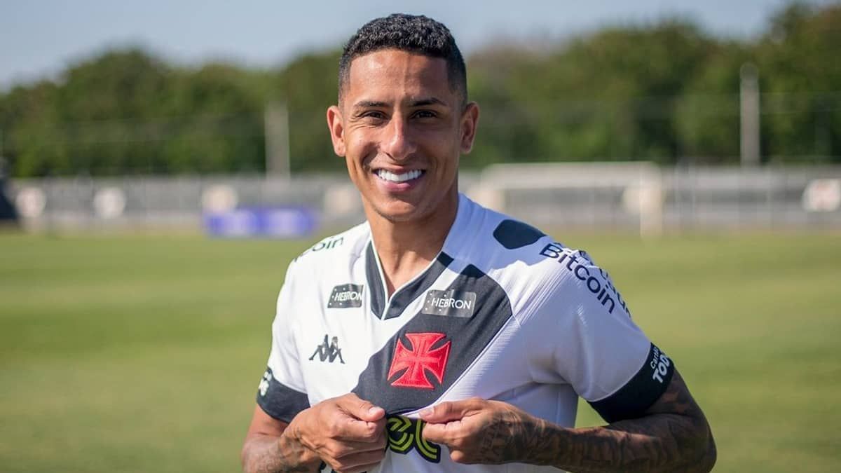 Ex-Vasco aciona clube na justica por pagamento pendente