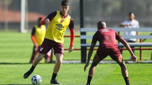 Bruno Zapelli já pode estrear pelo Furacão no duelo em Curitiba
