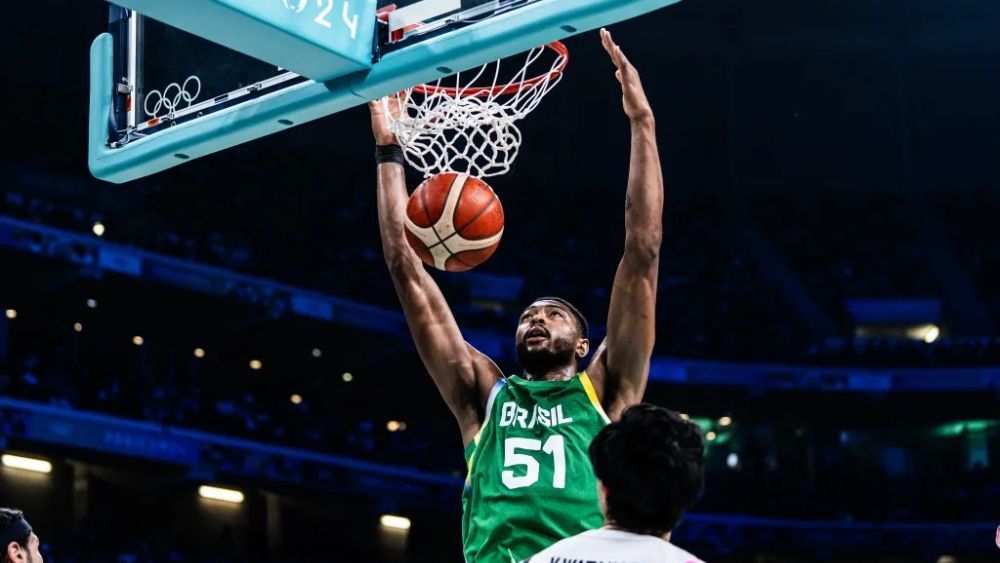 Destaque da Seleção, Caboclo participa de treinos nos Warriors por volta à NBA