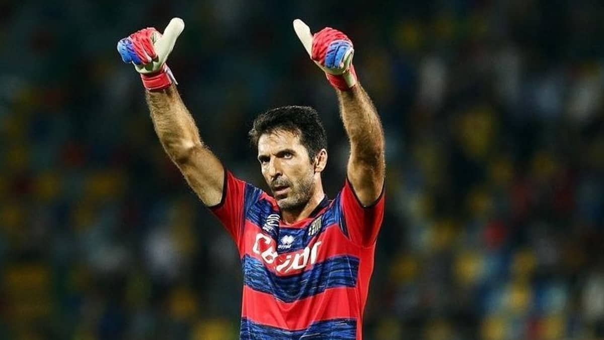 Brasileiro fica em 9º lugar na lista de melhores goleiros do século 21; veja ranking