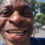 Buiu da Toca, torcedor do Cruzeiro, chora ao ver Fábio campeão da Libertadores pelo Fluminense