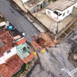 Cratera gigante se abre no bairro Aparecida, em BH, e preocupa moradores