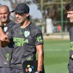 América se reapresenta e realiza primeira atividade sob comando de Bustos