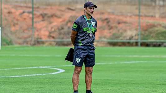 Bustos pode repetir escalação pela primeira vez desde que chegou ao América