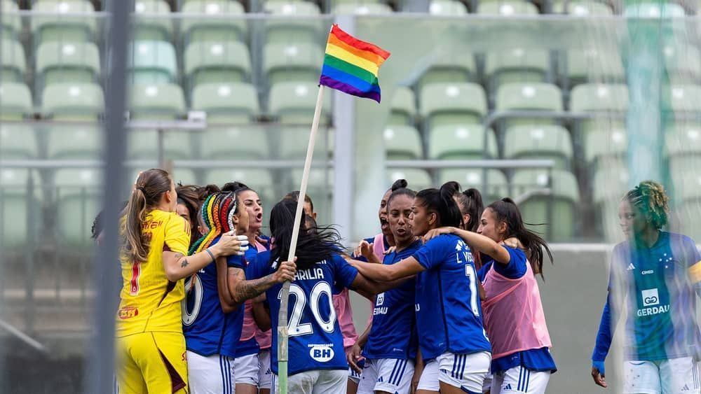 Byanca Brasil valoriza estrutura do Cruzeiro após título do Mineiro Feminino 