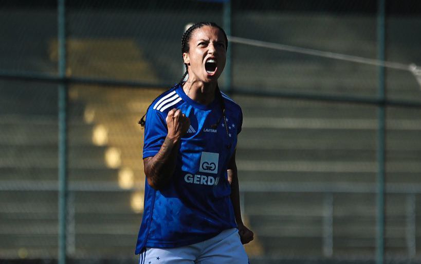 Cruzeiro comemora convocação de atacante à Seleção Brasileira