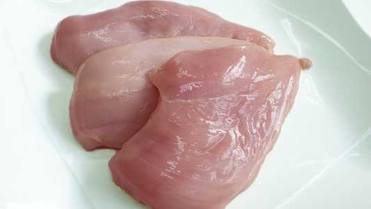 Exportação de frango atinge segundo maior volume mensal da história em outubro