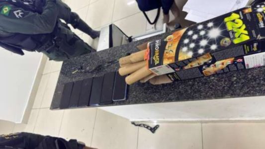 PM conduz 13 pessoas por queima de fogos e pichações em alusão a grupo criminoso no Ceará