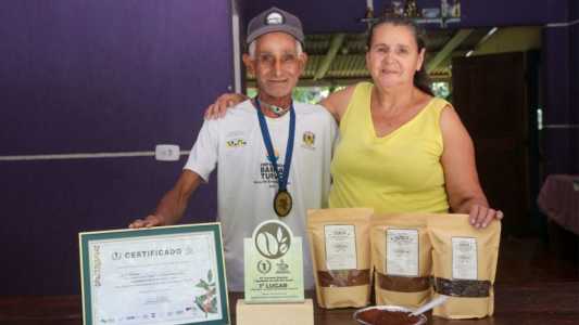 Ozico e Pedrina Pereira, do município de Barra do Turvo produziram o melhor café de SP