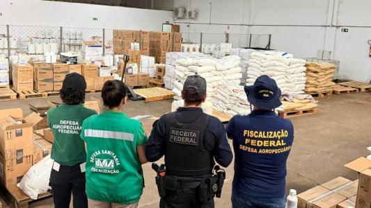 Operação apreende 21 toneladas de agrotóxicos ilegais em empresas de Uberaba