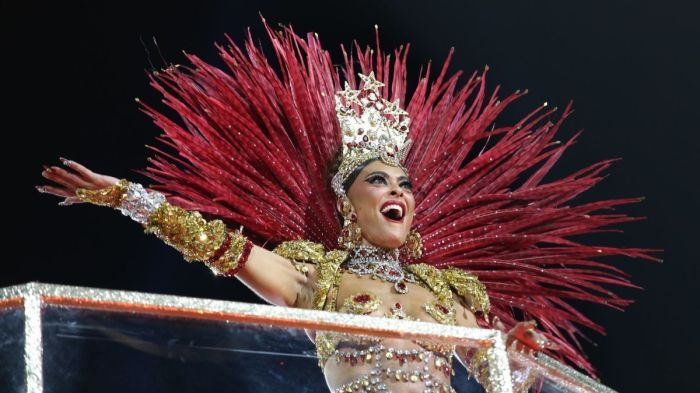 Viradouro campeã: após 17 anos, Juliana Paes retoma posto de rainha