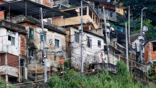 Universidades estudam impactos das mudanças climáticas em favelas brasileiras
