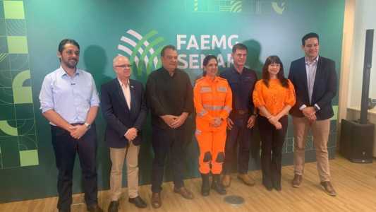 Agro mineiro e bombeiros firmam parceria para reforçar combate a incêndios no campo