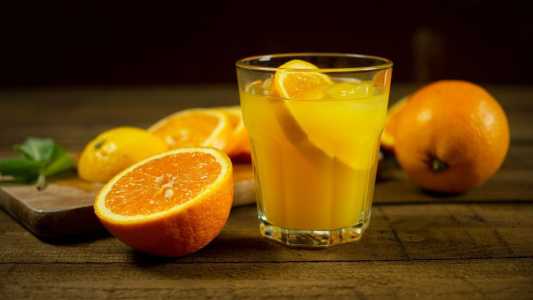 Exportação de suco de laranja diminui, mas EUA aumentam compra e lideram junto à UE