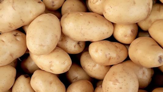 Batata-inglesa é um dos produtos que registraram maior queda de preço