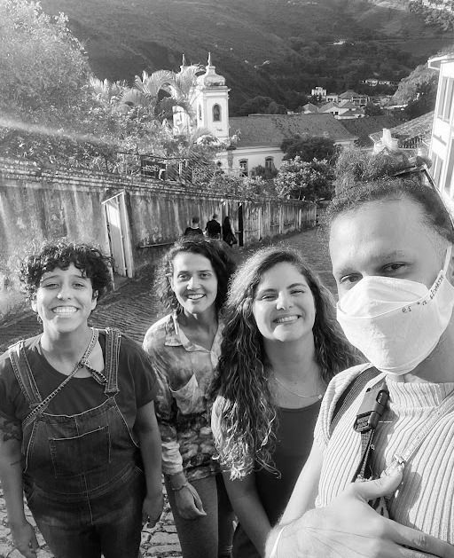 “Tempos Errantes”: livro celebra a arte e a resistência com lançamento gratuito em Ouro Preto