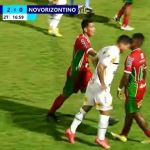 Vídeo: ex-Galo dá cabeçada em atacante e jogador vai parar no hospital