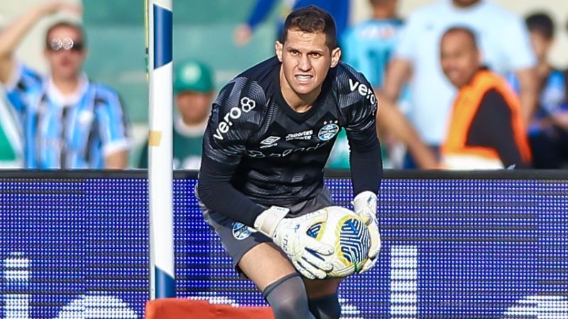 Cruzeiro pode lucrar se Rafael Cabral for relacionado pelo Grêmio, em Caxias; entenda