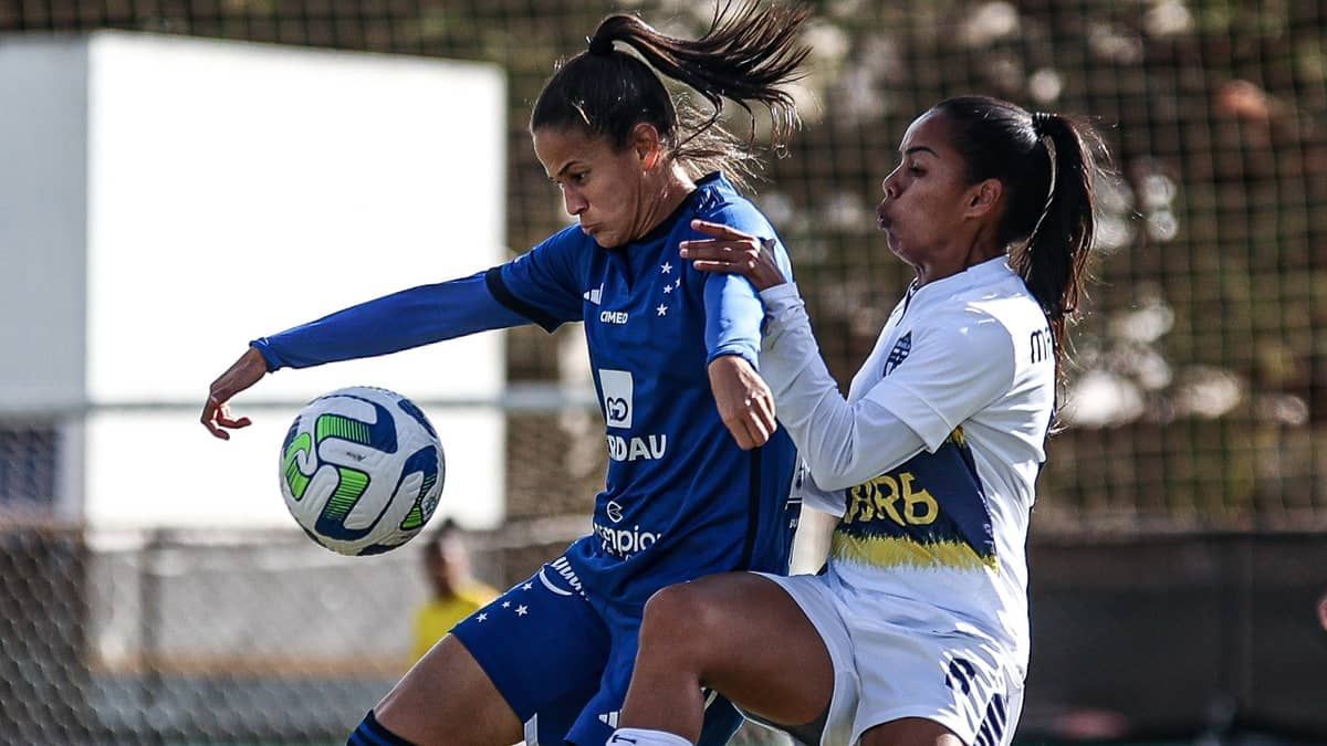 Cruzeiro empata com Real Brasília e se garante no mata-mata do Brasileiro Feminino