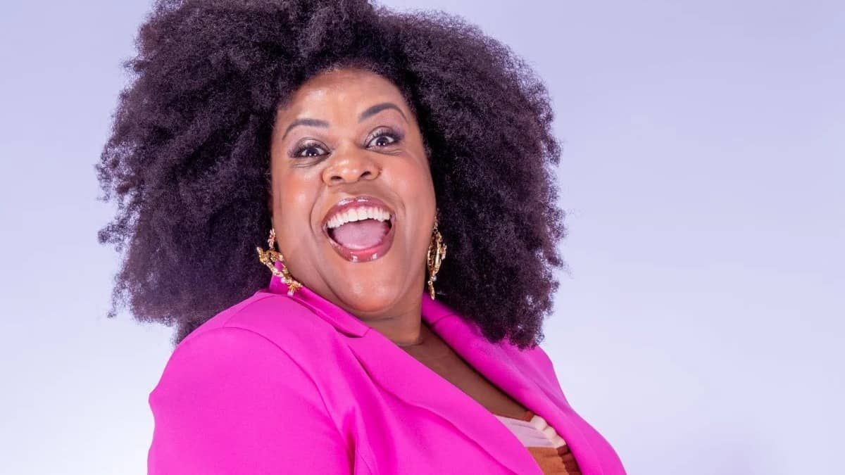 Cacau Protásio: lembre cinco comédias com a atriz que completa 48 anos hoje