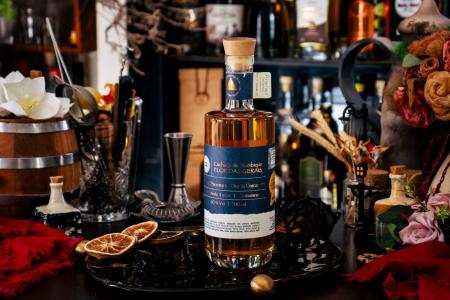 Cachaça mineira que ganhou prêmio internacional